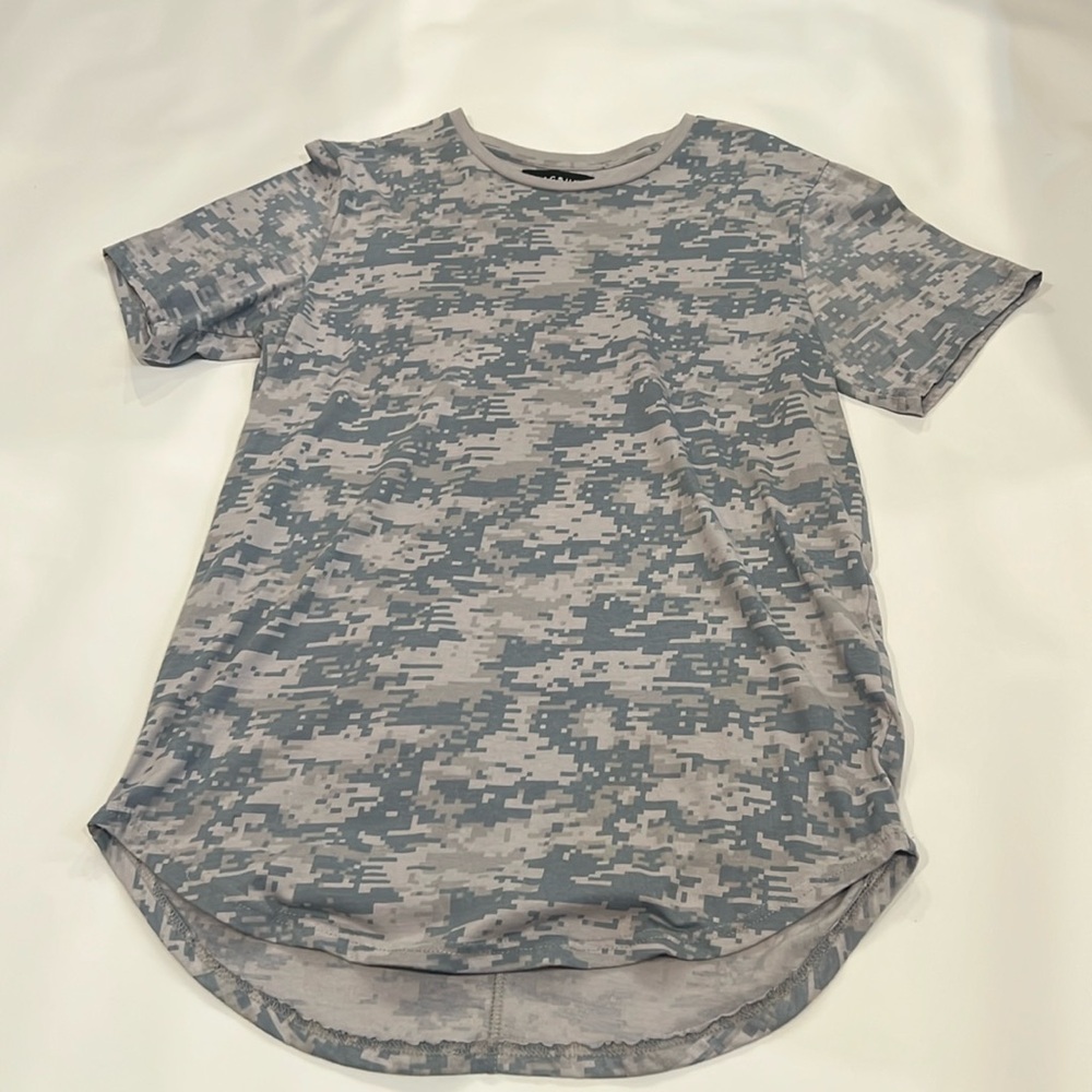 Camo longline tee